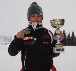 Die Schülerin der Skihandelsschule Sport in Kürze in Schladming wurde steirische Meisterin im Riesentorlauf, SG und in der Kombination in der Klasse Schüler II.