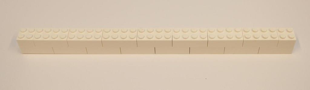 Barrieren Die weiße Barriere besteht aus den folgenden Teilen: 15x LEGO-Stein 2x4 in Weiß 2x LEGO-Stein 2x2 in Weiß Die 2x4 Steine werden