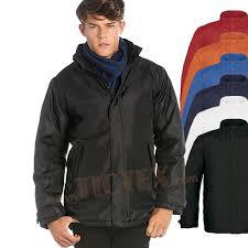 JACKE HERREN 8300-113 55,00 Halber Rücken gefüdert mit An5-Pilling-Microﬂeece für maximale Wärme.