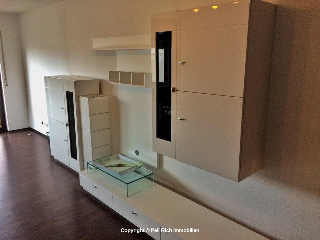 Objektbeschreibung Vollständig möbliertes 1-Zimmer Apartment in Karlsruhe-Neureut löffelfertig zu vermieten.