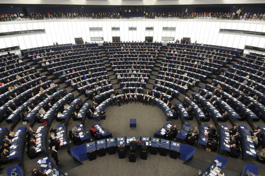 Gestärkte Rolle des Europäischen Parlaments: Vertrag von