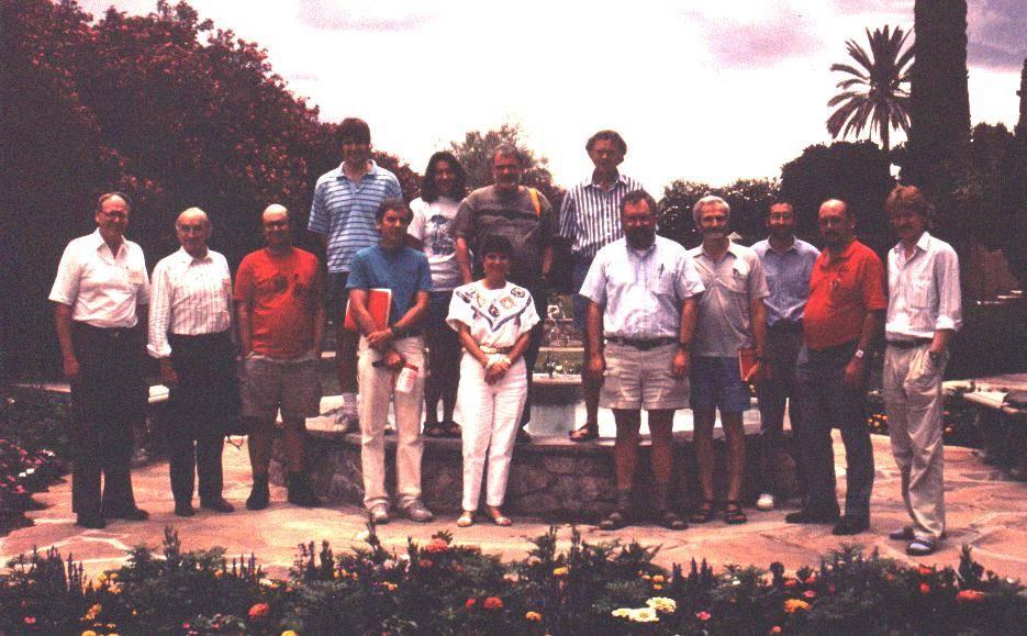 : Was ist das? Und wozu? 1992 NASA workshop in Tucson Nachfrage der Modellierer des Kohlenstoffkreislaufs nach Radiokohlenstoff-Altersdaten von Böden ca.