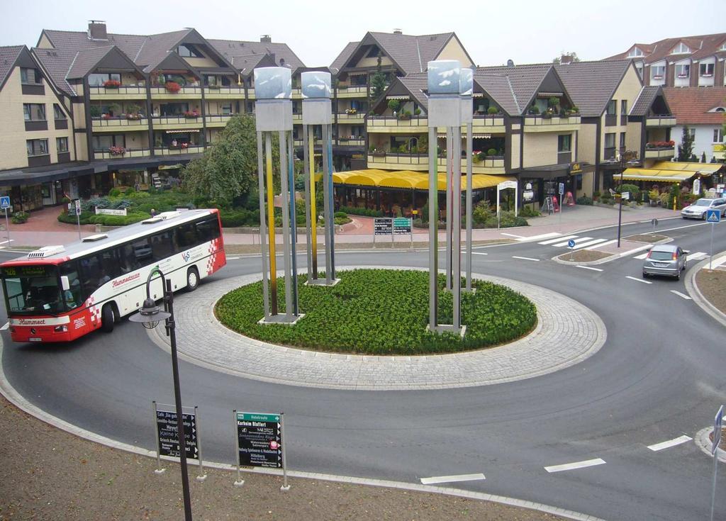 Elemente zur Gestaltung von Ortsdurchfahrten Kreisverkehre