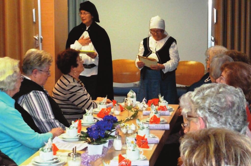 Jubiläum der Frauenhilfe Die stellvertretende Vorsitzende des Kirchenvorstandes, Doris Bäuerle- Obst, überbrachte die Glückwünsche des Kirchenvorstandes.