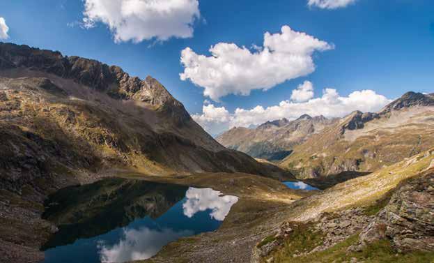 Über den Riesachsee zur Preintalerhütte und zu den Sonntagskarseen (40 Punkte) Vom Seeleiten-Parkplatz unterhalb der Riesach Wasserfälle wandern wir über den Alpinsteig»durch die Höll«zum Riesachsee.