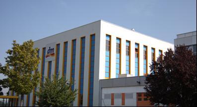 Ausgangssituation im Betrieb Das Verteilzentrum Enns beliefert seit seinem Bau im Jahre 1989 alle österreichischen dm Filialen mit