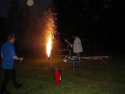 Erstes Feuerwerk auf dem Sommerfest Abschied nehmen hieß es am Donnerstag, den 23.