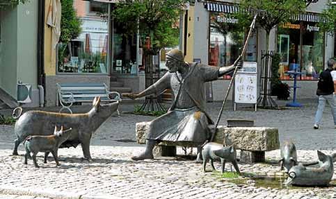 Der Antoniusbrunnen auf dem Saumarkt Wasser spielte in der Vergangenheit eine wichtige Rolle in der Stadt mit Folgen bis in die Gegenwart.