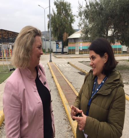 Besuch einer Schule für Kinder mit Fluchthintergrund Die Schule wird von der griechischen NGO Iliaktida