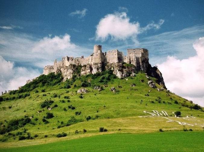 Zipser Burg - die größte Burganlage Mitteleuropas - die Slowakei hat sehr viele Burgen