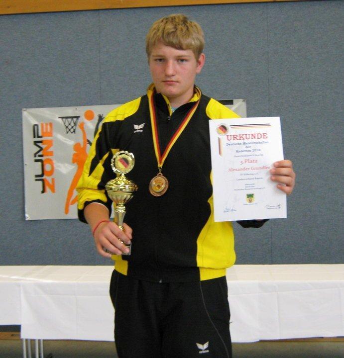 Die erste Deutsche Meisterschaft Mit dem Gewinn der bayrischen Meisterschaft qualifizierte sich Alexander für die Deutsche Meisterschaft in Berlin.