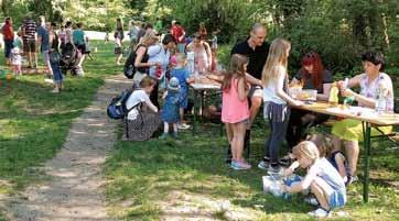 Juni 2017 Gemeinde / Anzeigen Schöneiche Konkret 3 Erlebnisreicher Kinder- und Familientag Netzwerk veranstaltete Fest mit Sport, Spiel und Tanz Sonderfahrt zum Heimatfest am 10. Juni 2017 www.