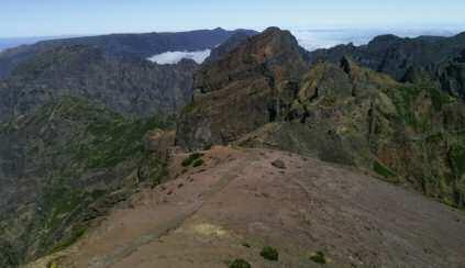 MADEIRA AUSFLUGSPAKETE CHARME DER BERGE Ausflug A Unser Ausflug beginnt mit einem Besuch auf dem Pico dos Barcelos (Panoramablick über die Stadt Funchal).