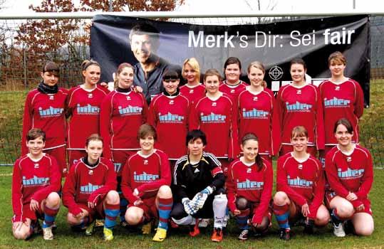51 Nächster Halt Meisterrunde zweite Damenmannschaft des FSV Wehringen sichert sich Aufstieg in die Meisterrunde der Damenfussball-Hobbyliga Landsberg.