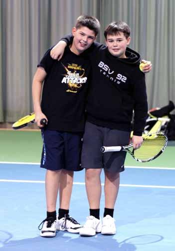 März 2013 hat die Tennisschule in Absprache mit der Jugendwartin Nicola Rhode-Pansegrau Jungen des Jahrgangs 1999 bis 2002 eingeladen, an einem Match Tie- Break Turnier teilzunehmen.