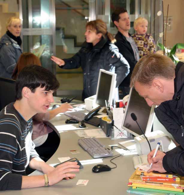 Bibliotheksentwicklung Mit Zahlen in die Zukunft 2008 erhielt Thüringen als erstes deutsches Bundesland ein Bibliotheksgesetz. Leitlinien zur Bibliotheksentwicklung fehlen dem Land jedoch.