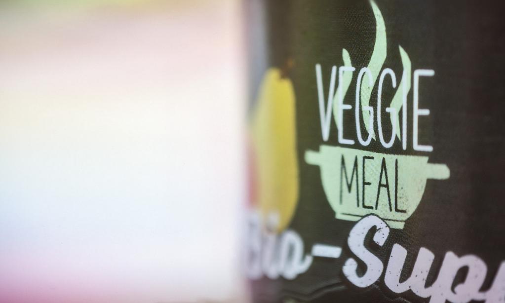 Branding/Illustration / Design Veggie Meal Vantastic Foods Untermarke 2016 Im Auftrag von AVE - Absolute Vegan Empire Als langjähriger überzeugter Vegetarier habe ich mich sehr über diesen Auftrag