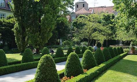 Augsburgs schönste grüne Locations: Oblingers Lug ins Land ist einer der gemütlichsten und beliebtesten bayerisch-schwäbischenbiergärten in der Fuggerstadt.