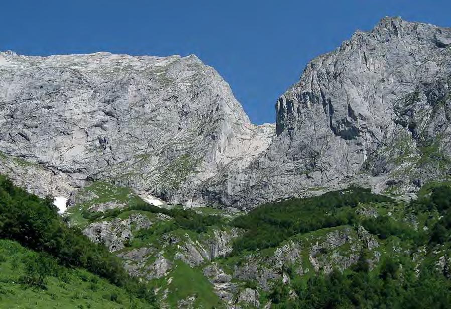 Die Berge Salzburgs als Juwelen der Natur Tourismus als wichtigen Wirtschaftsfaktor im Land langfristig abzusichern.