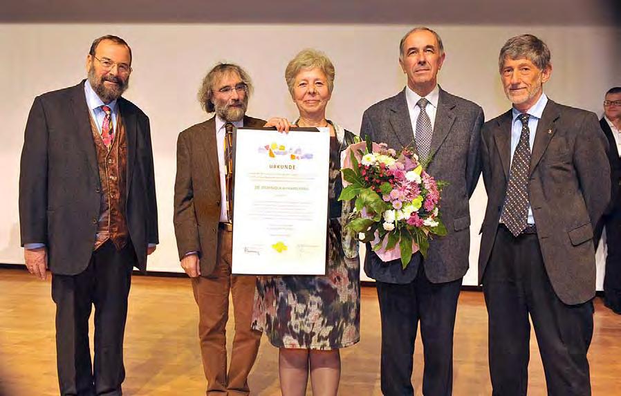 Großer Binding-Preis an Frau Dr. Dominique Richard für NATURA 2000-Gebiete Am 6. November 2015 wurde der renommierte Binding-Preis für Natur- und Umweltschutz zum 30.