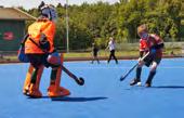 Seit 2009 findet HockeyCampus in England statt: das fast tägliche Hockeytraining in Canterbury und der Unterricht sowie die Unterbringung in Folkestone.
