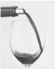 Wein ausschenken Weißwein kann zügig ausgeschenkt werden, Rotwein sollte eine kurze Weile geöffnet sein, so daß Luft dem Weingeschmack zu Gute kommt. Das Glas wird zu etwa ¼ bis 1/3 gefüllt.