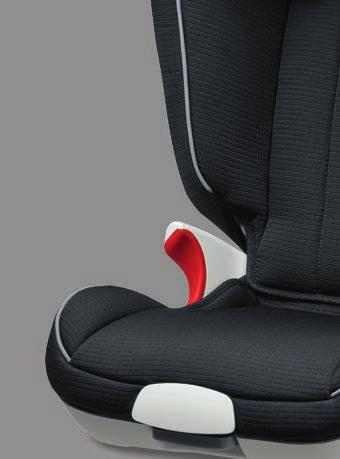 gepolsterte Seitenwangen für zusätz- rungen und Kopfstütze lassen den Sitz mit der Autositzlehne e anpassbar.