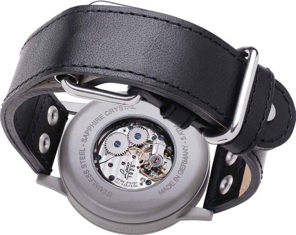 This version has a wearable case diameter of 45 mm. This makes it a true to scale model in a practical size for everyday use. The sapphire case back allows you to see the mechanism at work.