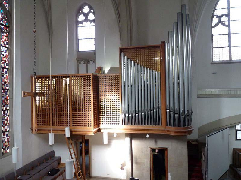 Was kann für den Organisten getan werden? separate Beheizung des Orgel-Sitzplatzes; z.b.