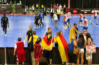 Handball Gigantisches Erlebnis und 4.