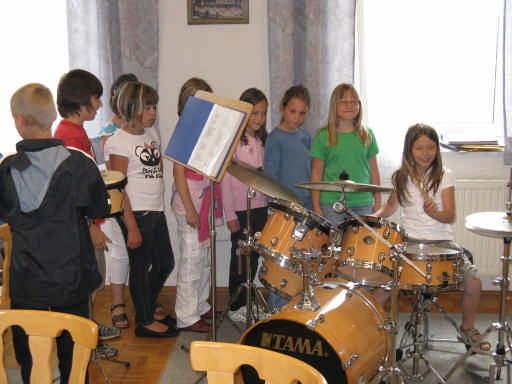 5 Jungmusiker - unsere Zukunft Die Ausbildung von NachwuchsmusikerInnen hat einen sehr hohen Stellenwert.