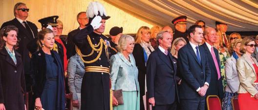 Der Gardist Der Buckingham Palace ist nicht weit: Camilla, Herzogin von Cornwall und Ehefrau des britischen Thronfolgers Prinz Charles, auf der Ehrentribüne.