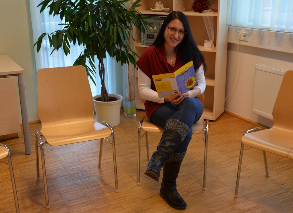 Soziales - Familie - Gesundheit Pflegende Angehörige erhalten psychische Stärkung in einer gemeinsamen Gesprächsrunde Stammtischleiterin Angelika Prokschi: Schon allein über Probleme mit anderen