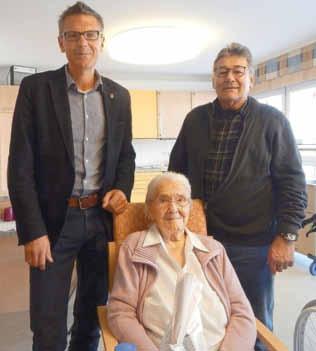 Friedewald -9- Nr. 9/2018 Herzlichen Glückwunsch zum 98. Geburtstag am 13.02.2018 Ihren 98. Geburtstag konnte Frau Hildegard Koch, Motzfelder Str. 4, Friedewald, feiern.
