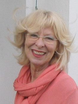 Barbara Klaassen Mein Name ist Barbara Klaassen, bin verheiratet, 1950 in Norden geboren und in der Ludgerikirche getauft.