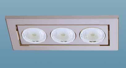 LED-Leuchten für Netzgeräte mit 350, 500 oder 700 ma Ausgangsstrom LED-Einbauleuchte Serie 4440 Leuchte mit 3 Hochleistungs-Power-LED und 3 Hochleistungsoptiken 32 mm Ø für Netzgerät mit