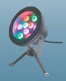RGB-Leuchten für den Außenbereich RGB-Strahler für den Außenbereich LED-Leuchte mit 3 x 3 Farb-LED, optischer Linse 10 oder 30 und 5000 mm Gummileitung Schutzklasse: IP68 (max.