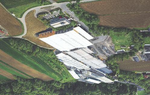 Luftaufnahme der Scheucher Holzindustrie Betriebsstätten in Mettersdorf.