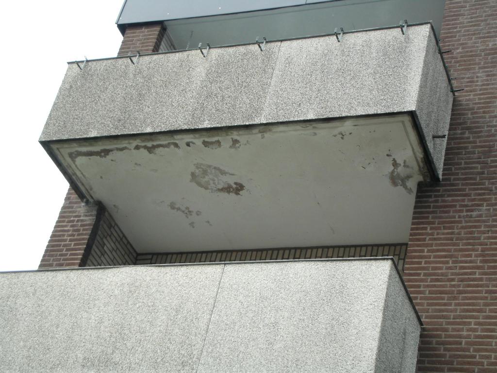 Schadensanalyse eines Balkones am Objekt Bülowstrasse 2 4