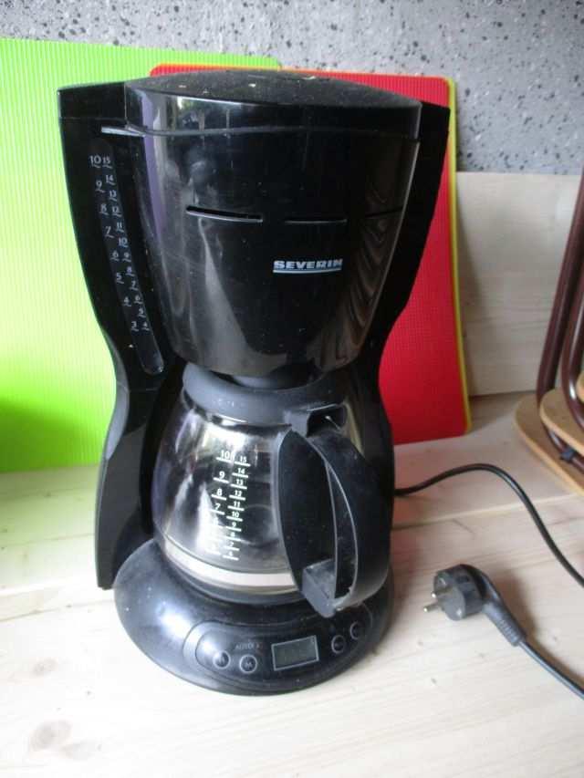 # 0045 Kaffee-Maschine Kaffee-Maschine Marke Servin Lagerung Garage GU, Oberriedter