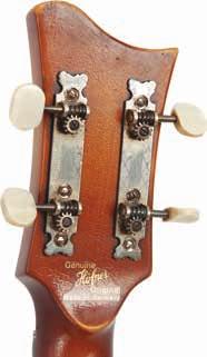 Inkl. Höfner Vintage Gurt und Etui. A special relic Violin Bass created by our master in the violin lacquer dept.
