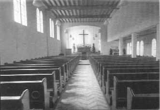 1953 Die katholische Kirchengemeinde ist unterdessen durch Zuzug von vielen Heimatvertriebenen auf 3500 Seelen angewachsen.