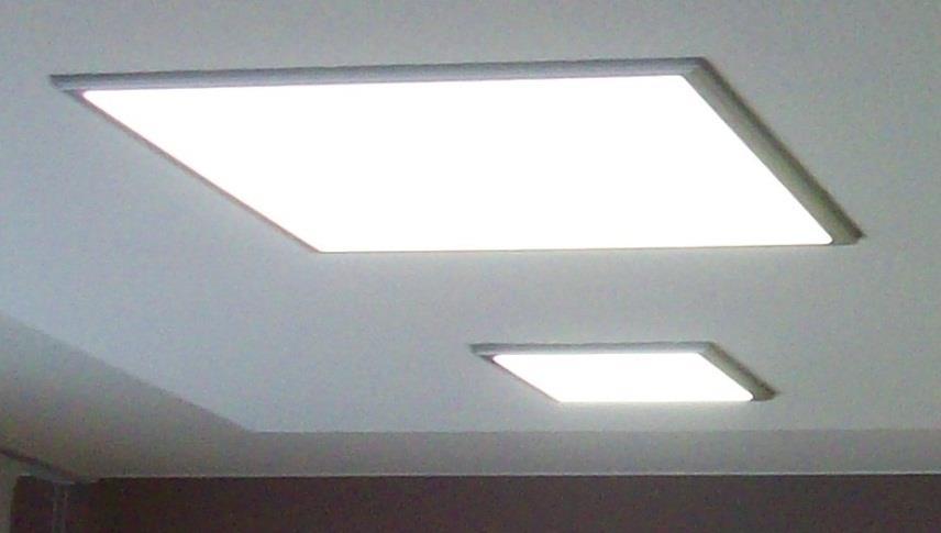 LED Lichtplatte ESB- LPL Gleichmäßige Leuchtfläche Abgestimmtes Thermomanagement Bildschirmarbeitsplatzgerecht Geeignet