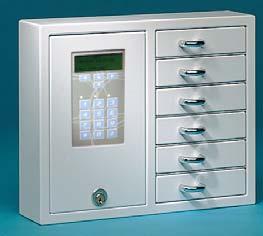 KeyBox 9000 S ist in vier verschiedenen Modellen erhältlich mit einem, zwei oder sechs Schlüsselfächer. Jedes Schlüsselfach ist mit einem persönlichen PIN-Code zu öffnen.