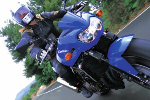 Z750 Hüllenlos: Die puristische neue Z750 ist ein Naked Mittelgewicht-Sportbike mit professionellen Allround- Qualitäten.