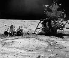 Wie man uns seinerzeit erzählte, fing der Bordcomputer beim Landemanöver von Apollo 11 an zu spinnen, weshalb ihn Armstrong kurzerhand ausschaltete und die Landung manuell durchführte.