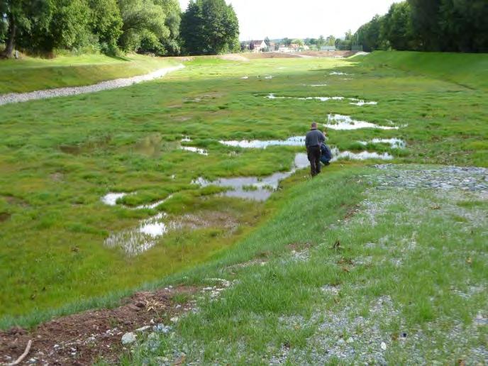 Beispielsweise Bau eines Hochwasserrückhaltebeckens an der Ohne in Niederorschel Die Untersuchungen im Flussgebiet der Ohne kamen zu dem Ergebnis, dass ein wirksamer Hochwasserschutz für ein