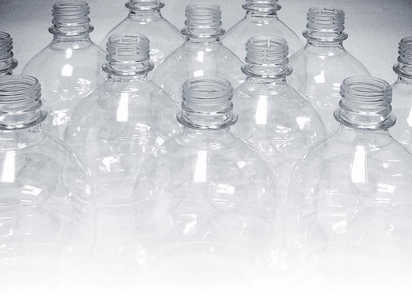 6 NEUE WEGE 6 1 Aus Flaschen werden Flaschen 19 Das hochwertige Bottle-to-bottle-Recycling für PET-Gebinde repräsentiert eine State-of-the-art- Technologie, die künftig auch in Österreich seitens der