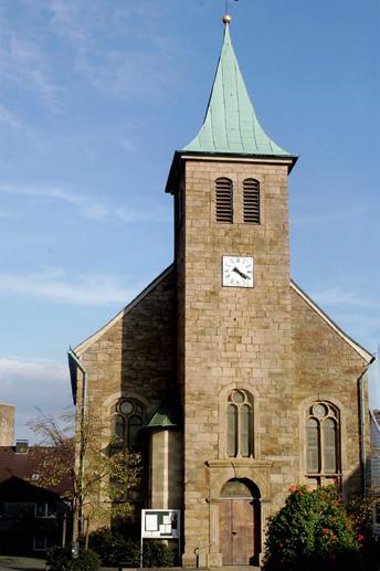 KIRCHEN IN HATTINGEN DIE KATHOLISCHE KIRCHE ST. JOHANNES BAPTIST IN BLANKENSTEIN 1794 wurde die Kirche erbaut. Sie bildet die Begrenzung des historischen Marktplatzes nach Osten hin.