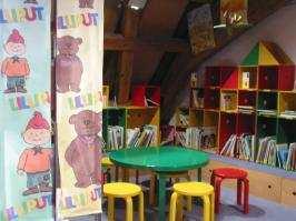 Kinderbibliothek für kleine Leute von
